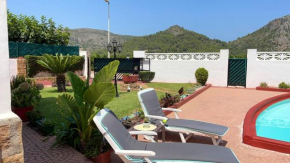 Spacious villa with pool in Valencia 300m² ideal for 6 guests